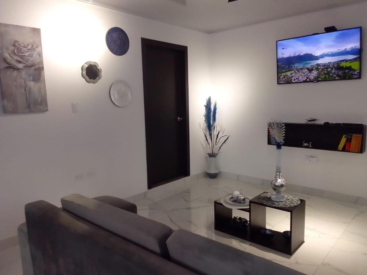 Jardines Ambato Ξενοδοχείο Εξωτερικό φωτογραφία